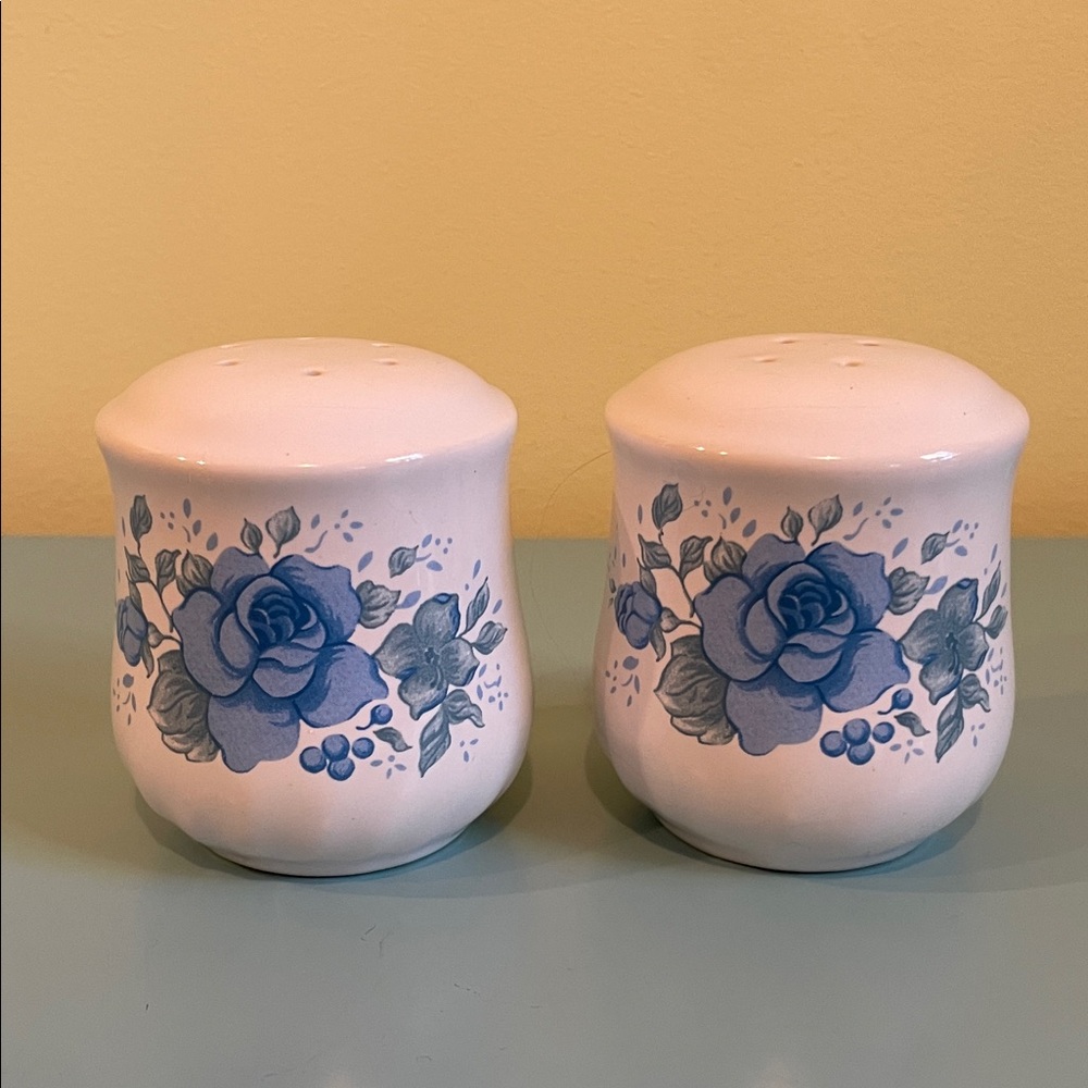 Corelle “Blue Velvet”Floral Salt and Pepper Shakers